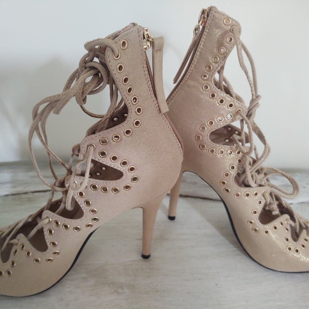 Z London🏴󠁧󠁢󠁥󠁮󠁧󠁿 Beige-Tan/Nude High Heel Shoes~ Size: 7.5